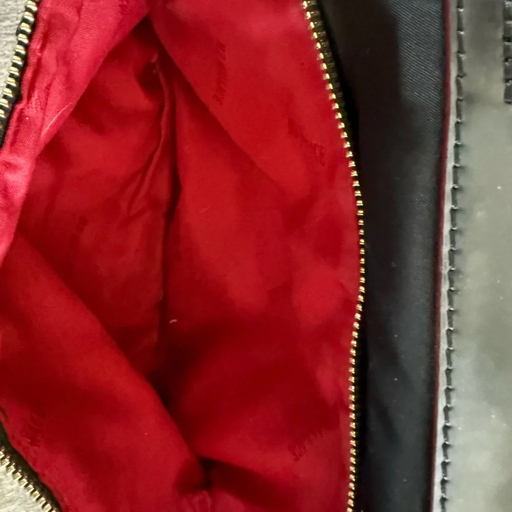 Stylish Black MZ Wallace bag nylon leather - Picture 6 of 11